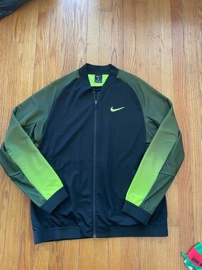 Nike Mens Full Zip Athletic Jacket Black w/Fluorescent Green Medium